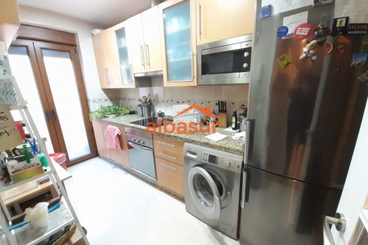 Sale of apartment in Plaza del Tambor s/n, Centro District - Historical Center
 photo 3