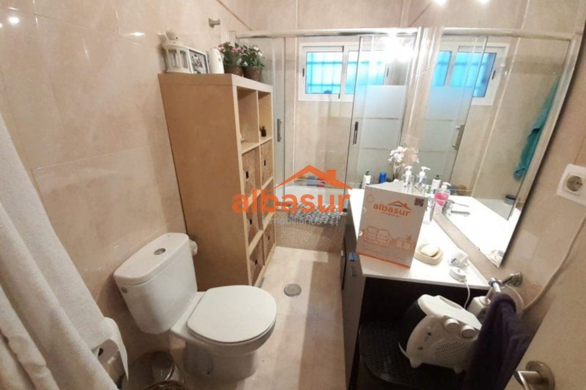 Sale of apartment in Plaza del Tambor s/n, Centro District - Historical Center
 photo 4