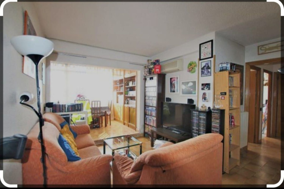 Venta de piso en montevideo, Móstoles
photo 1