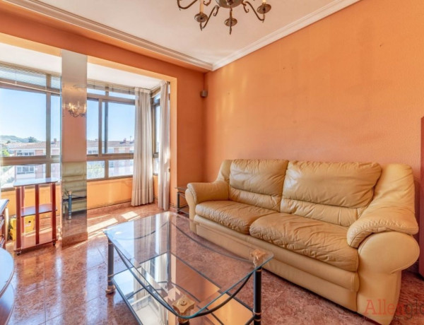 Piso en venta en  Avenida Europa, Siero photo 1