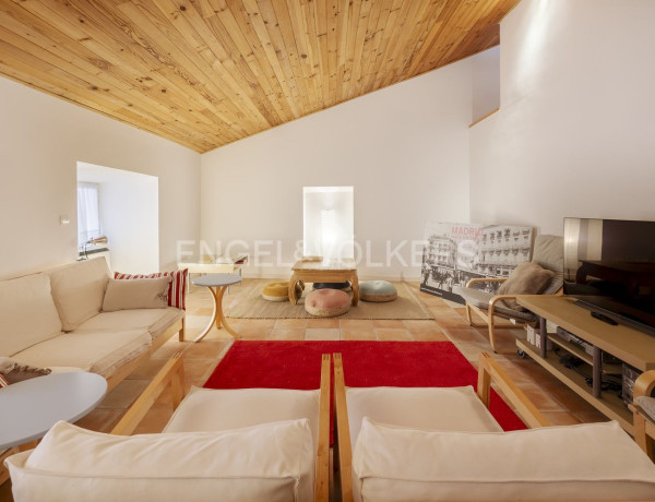 Дуплекс на продажу в , San Lorenzo de El Escorial thumbnail 1