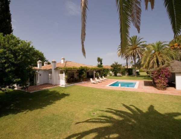 Detached villa for sale in Benamara - Atalaya , Estepona photo 1