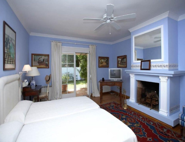 Detached villa for sale in  Benamara - Atalaya , Estepona photo 4