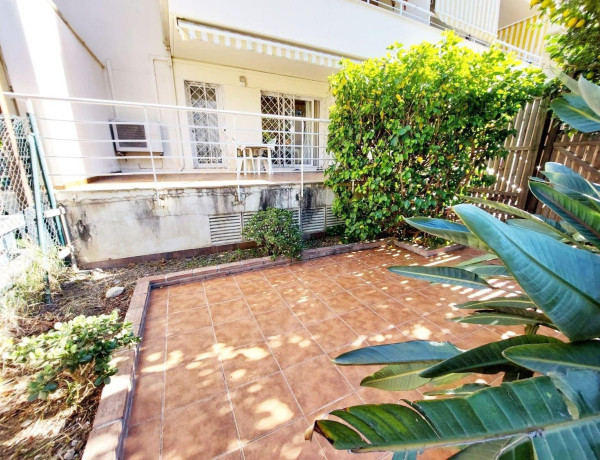 First floor for sale in Avenida Mare Nostrum, Benalmádena thumbnail 1