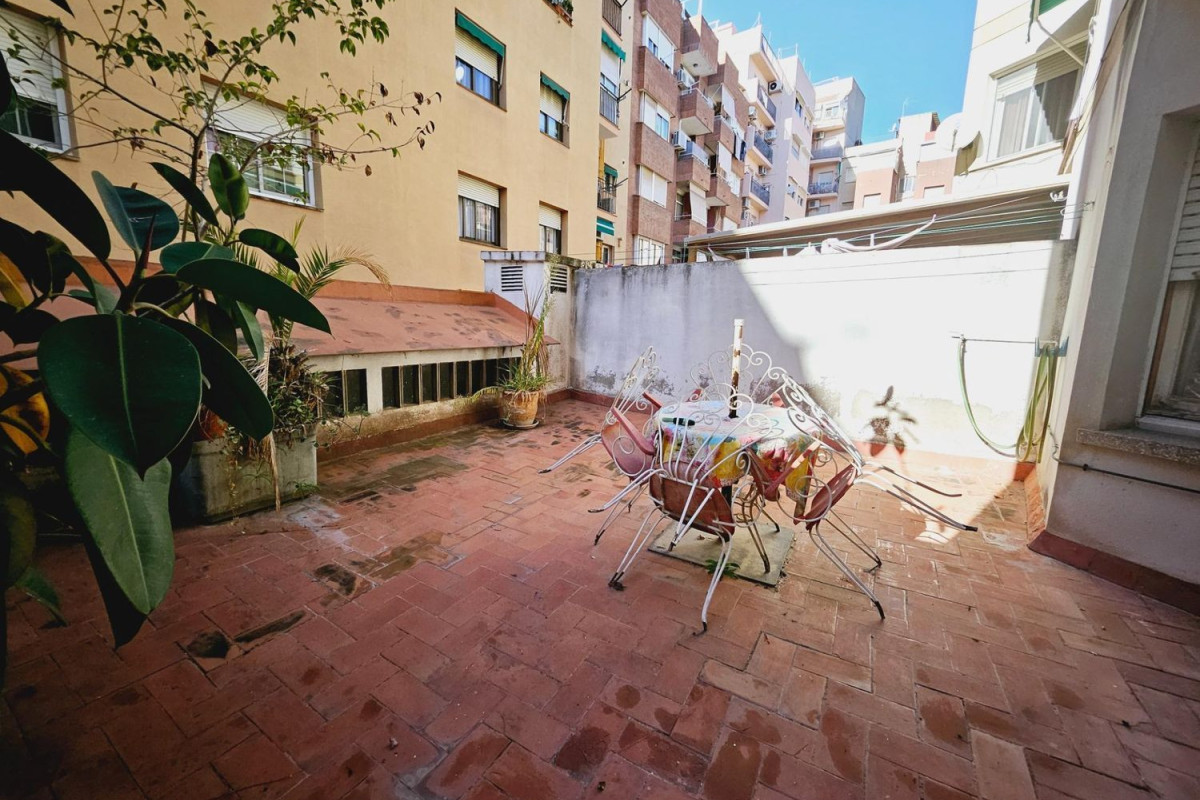 Sale of apartment in Center, Esplugues de Llobregat
 photo 4