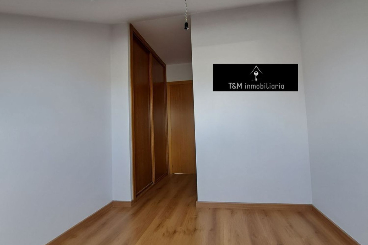 Недвижимость на продажу и в аренду в Испании photo 5