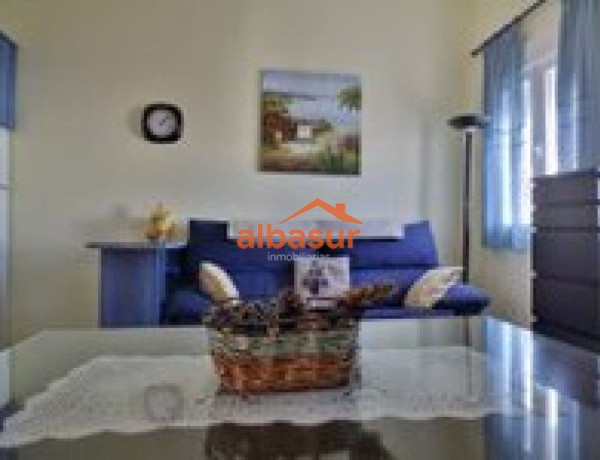 Piso en venta en  Calle Escultor Juan de Mesa s/n, Distrito Centro - Casco Histórico photo 4