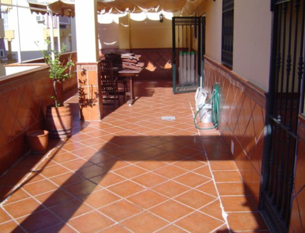 Penthouse for sale in Zona Hispanidad-Vivar Téllez , Vélez-Malaga photo 1