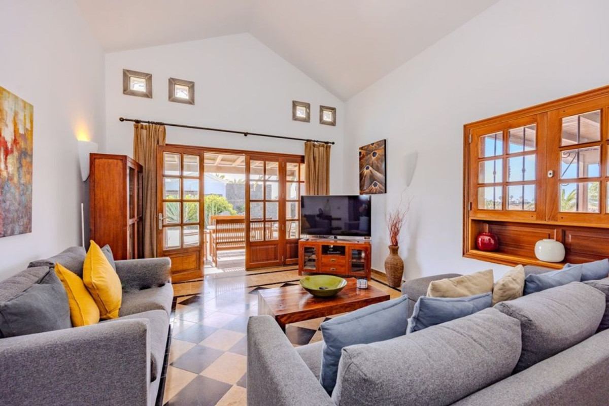 Sale of independent chalet in White Beach, Yaiza
photo 3