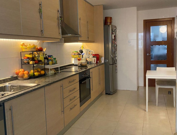 Piso en venta en Malva, Paterna photo 1