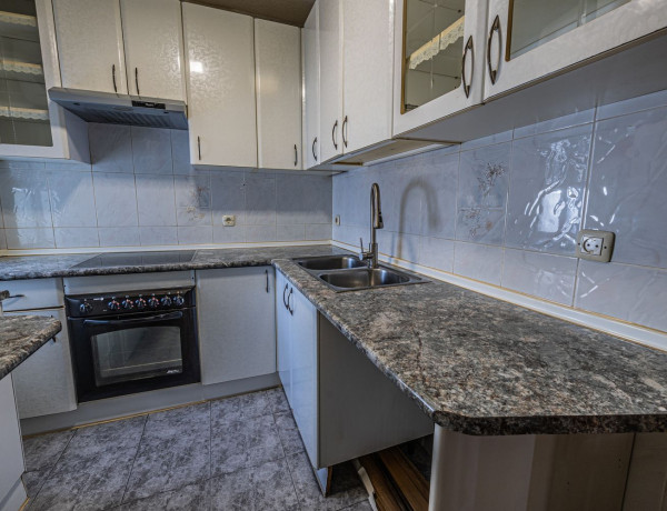 Apartment for sale in , Velilla de San Antonio photo 4