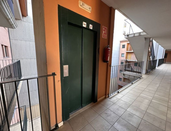 Piso en venta en Vila de Palafrugell , Palafrugell thumbnail 2