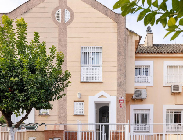 Semi-detached house for sale in Calle Fedra , Mairena del Aljarafe thumbnail 1
