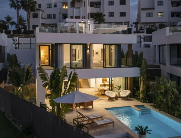 Detached villa for sale in  Calle de Sabinillas, Estepona photo 4