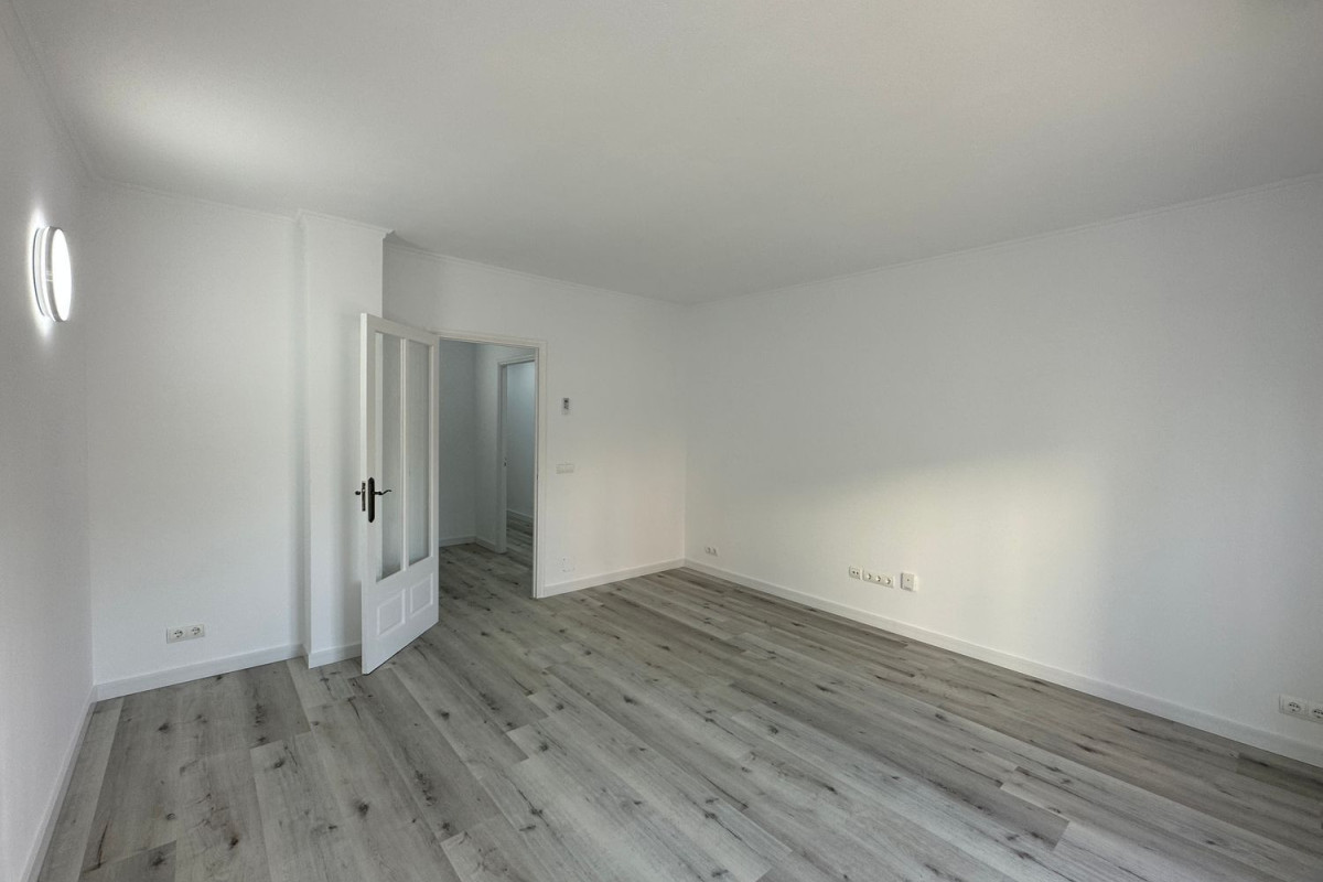 Sale of apartment in San Antonio de Portmany, San Antonio de Portmany
photo 3