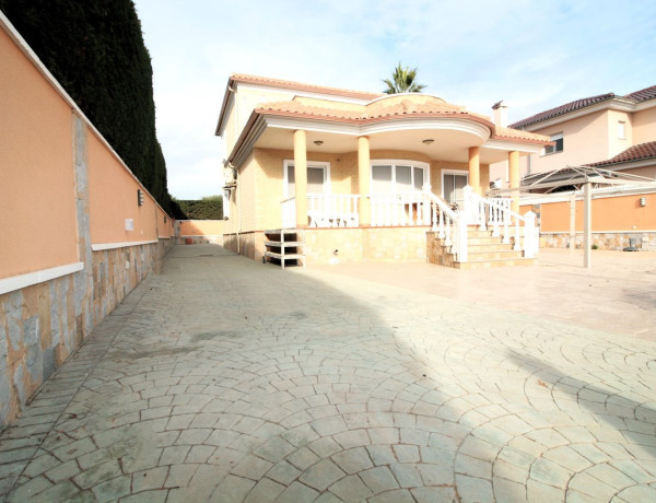 Частный шале на продаже в Calle del Bonsái, Сан-Хавьер photo 1