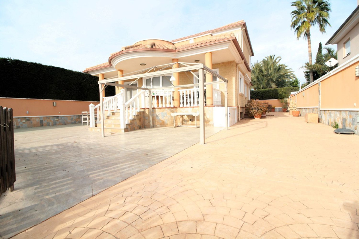 Venta de chalet independiente en Calle del Bonsái, San Javier
 photo 3