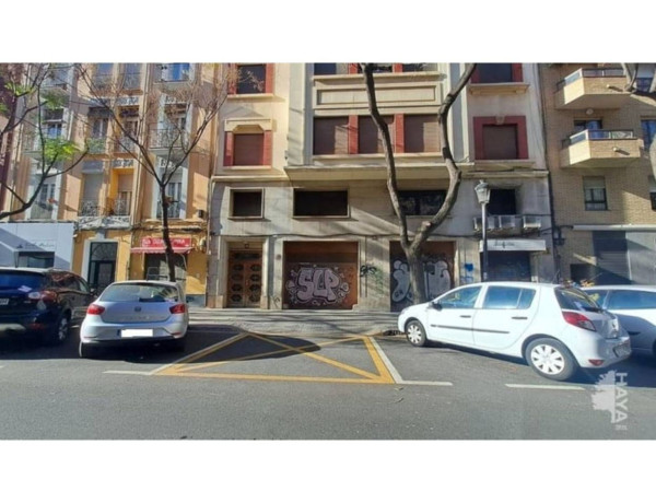 Piso en venta en Calle d'Albacete, València thumbnail 2