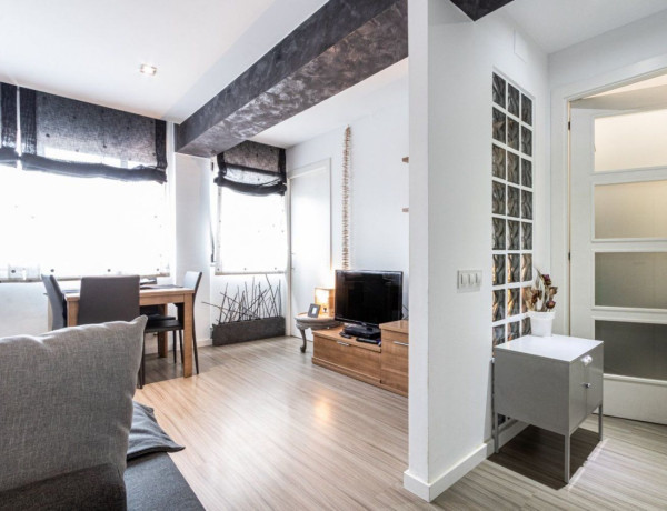 Duplex en venta en Calle de Sant Sebastià, Sabadell photo 4