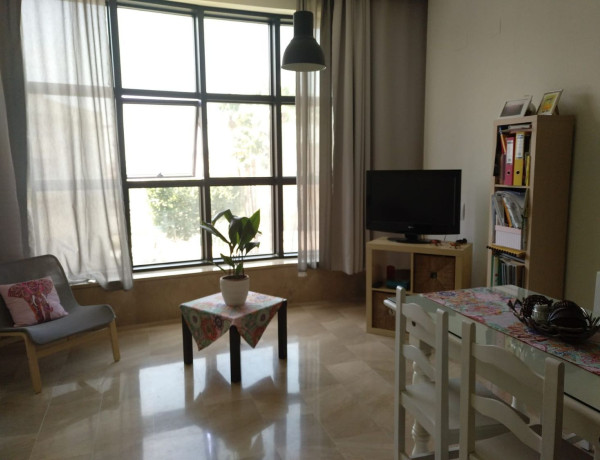 Piso en venta en Islas Chafarinas, Dos Hermanas photo 1