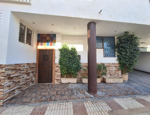 Edificio en venta en Arroyo de la Miel photo 1