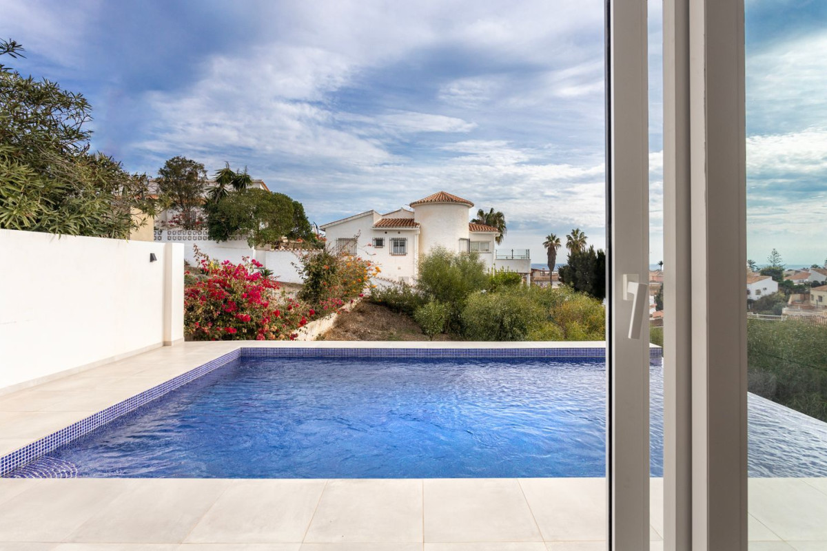 Sale of independent chalet in Calle Noruega s/n, Mijas
 photo 4