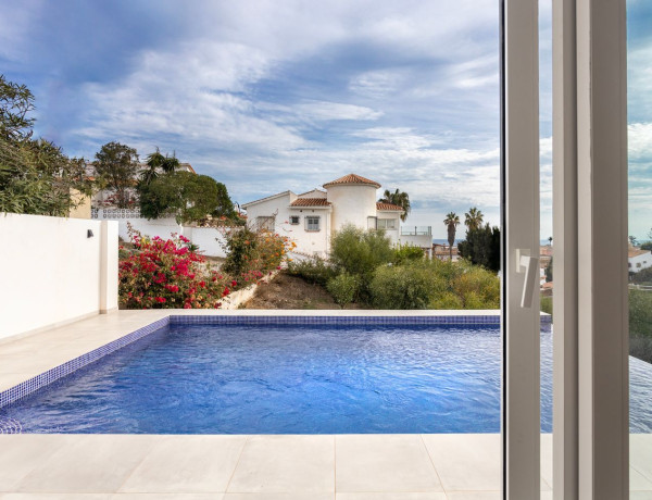 Chalet independiente en venta en  Calle Noruega s/n, Mijas photo 4