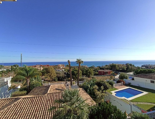 Chalet independiente en venta en  Calle Cártama s/n, Benalmádena photo 1