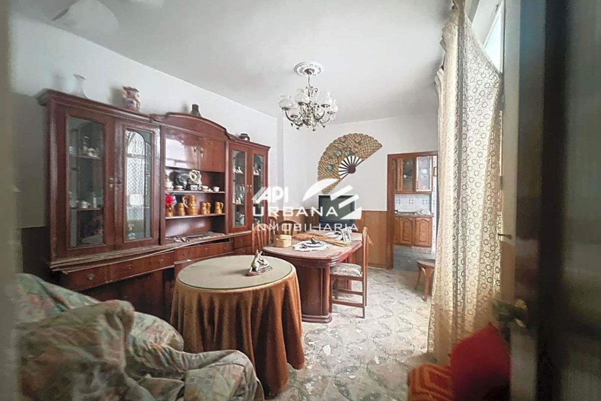 Properties for sale and rent in Spain photo 4