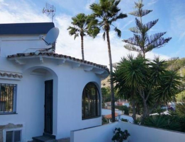 Chalet independiente en venta en  Maryvilla , Calpe photo 3
