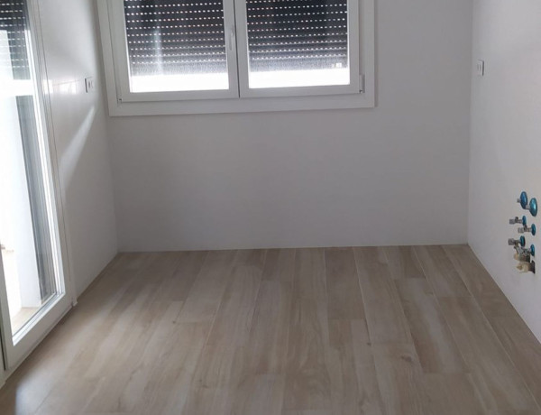 Продажа квартиры в  Calle Gaona, 4, Albacete photo 2