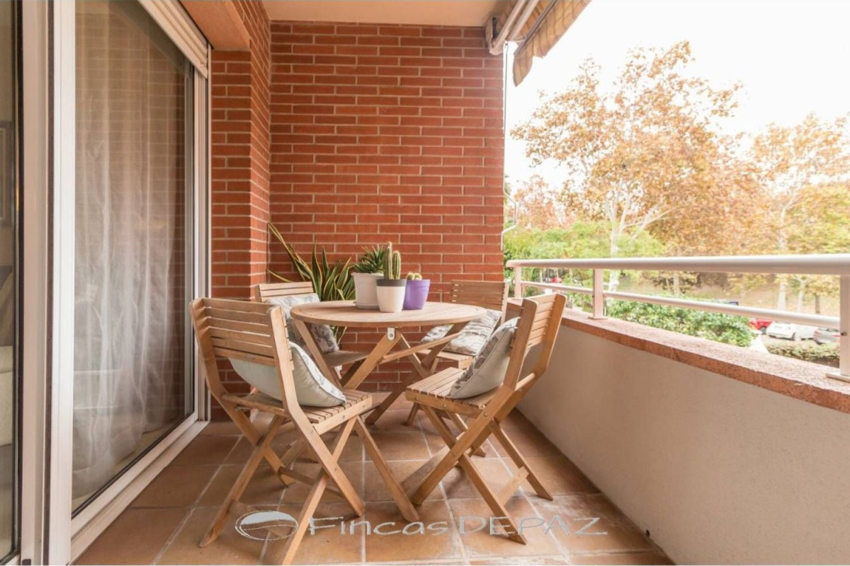 Venta de piso en Calle d'Alacant, Castelldefels
photo 3