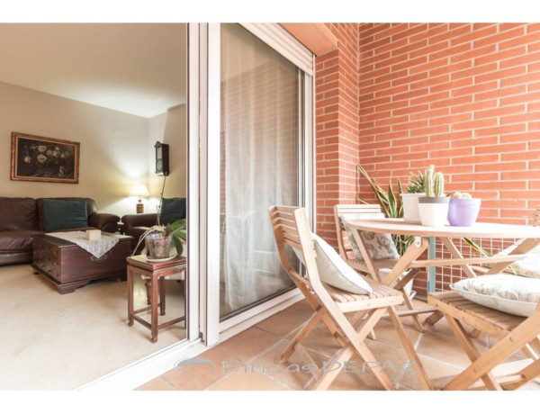 Piso en venta en  Calle d'Alacant, Castelldefels photo 4