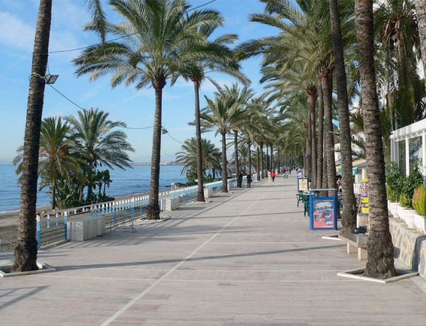 Apartment for sale in  Avenida Arias Maldonado, Marbella photo 1