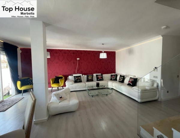 Semi-detached house for sale in  Benamara - Atalaya , Estepona photo 4