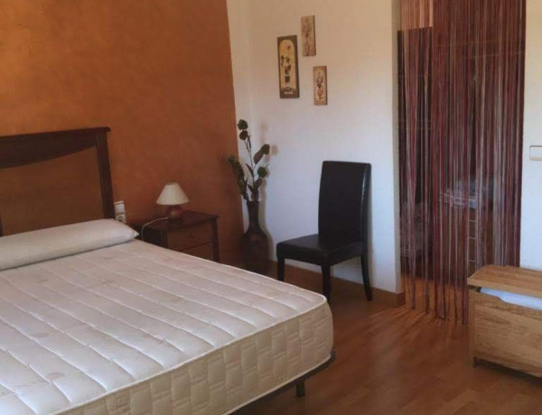 Bajo en venta en , Olias del Rey photo 3