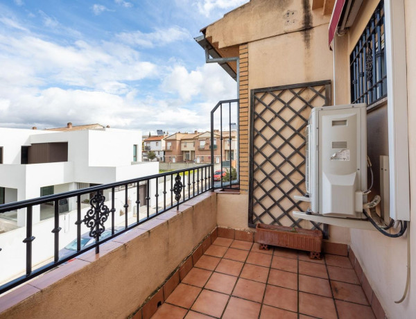 Chalet adosado en venta en , Peligros photo 1