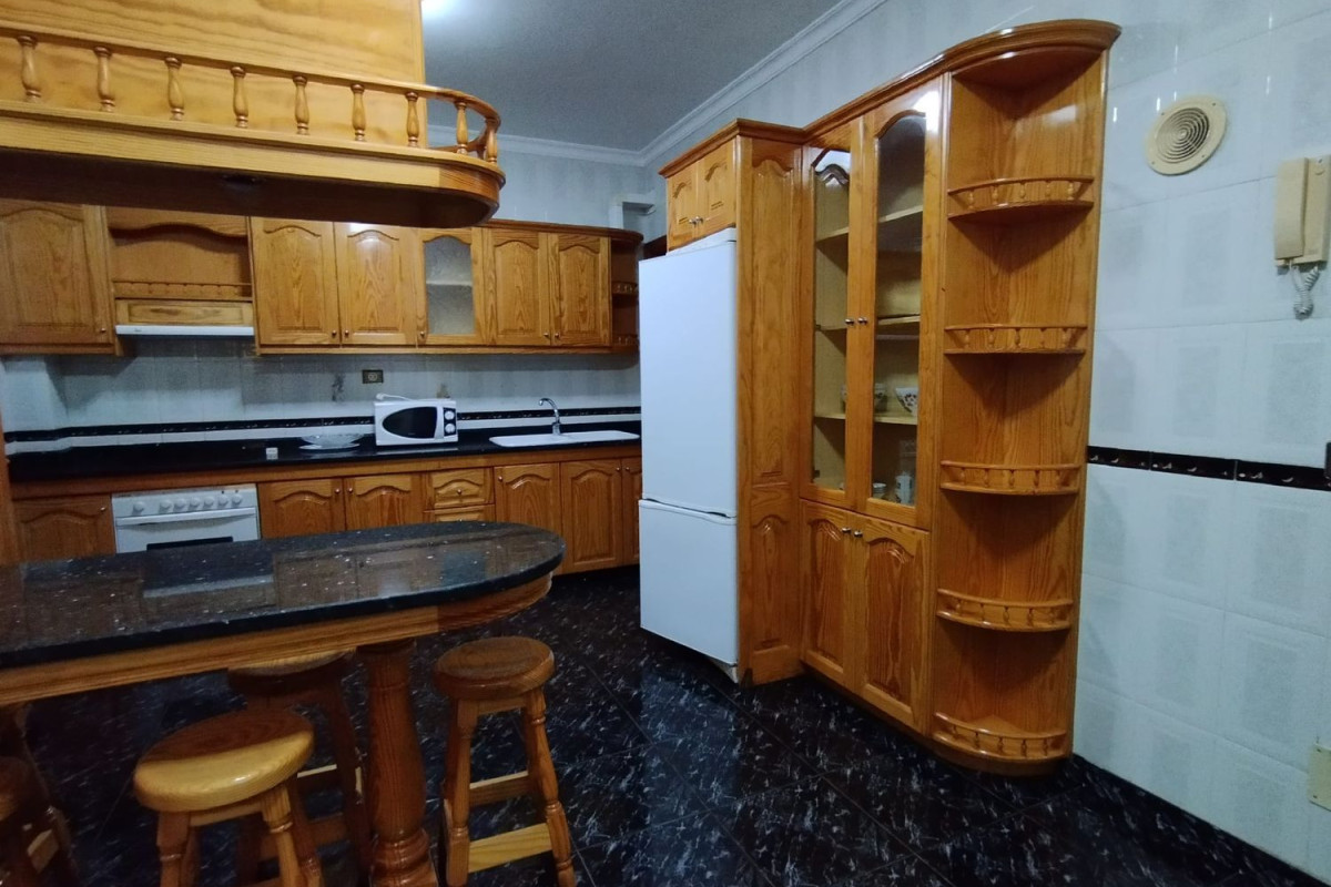 Продажа квартиры на Mesa y Lopez, 22, Санта-Лусия-де-Тирахана
 photo 5