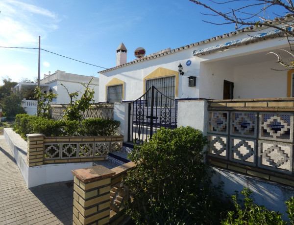 Chalet independiente en venta en , La Antilla thumbnail 2
