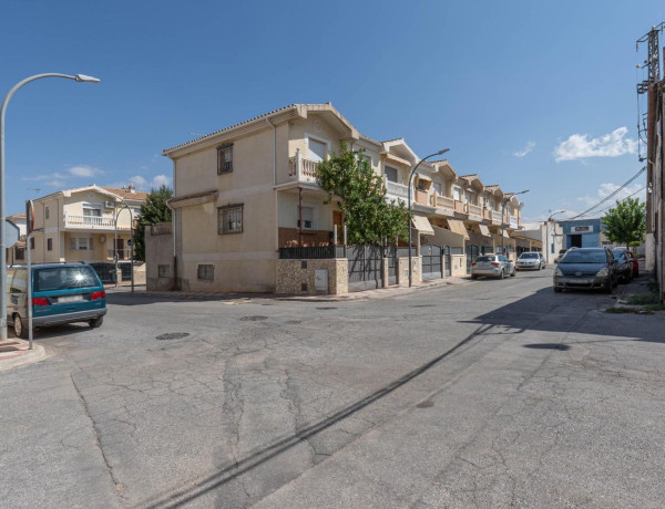 Semi-detached house for sale in Calle Julio Romero de Torres , Churriana de la Vega thumbnail 1