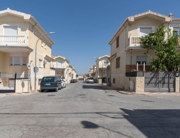 Semi-detached house for sale in Calle Julio Romero de Torres , Churriana de la Vega thumbnail 2