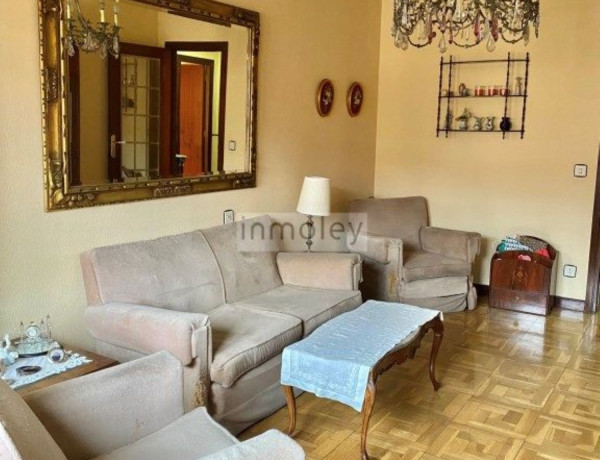 Piso en venta en  El Pilar , Vitoria-Gasteiz photo 1