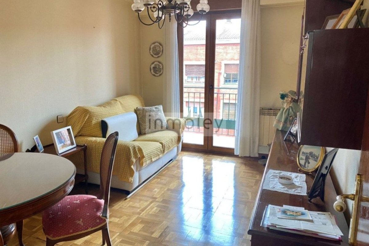 Venta de piso en El Pilar, Vitoria-Gasteiz
photo 3