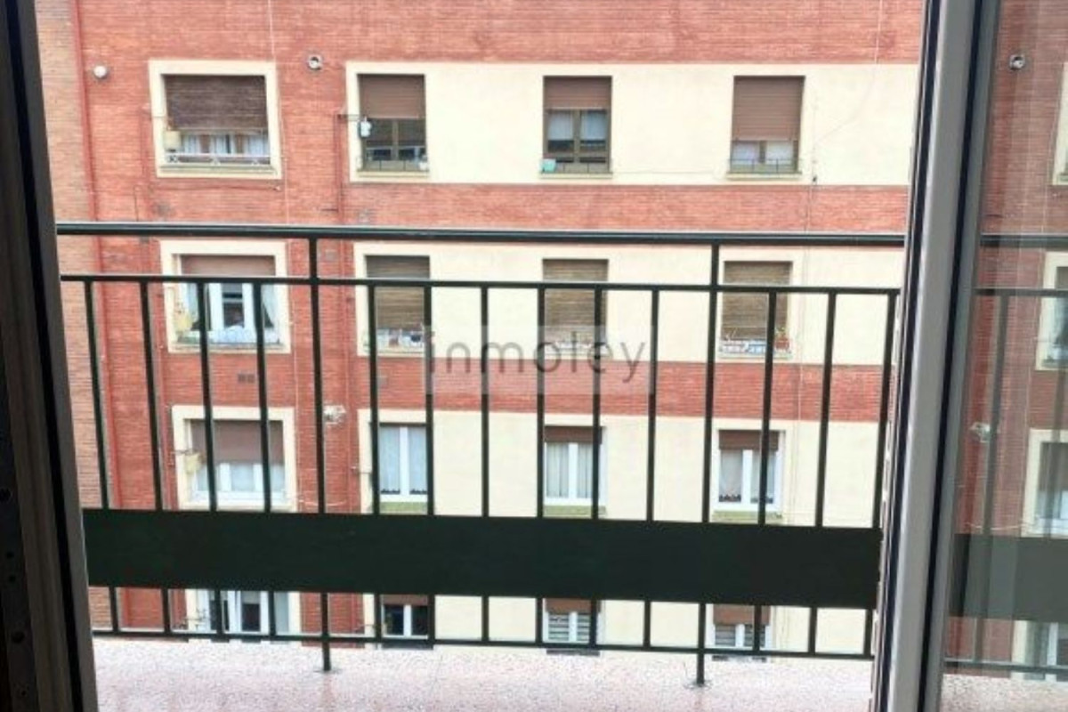Venta de piso en El Pilar, Vitoria-Gasteiz
photo 4