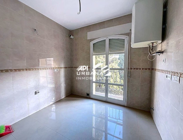 Продажа квартиры в  Calle Juan Jiménez Cuenca, Lucena photo 4