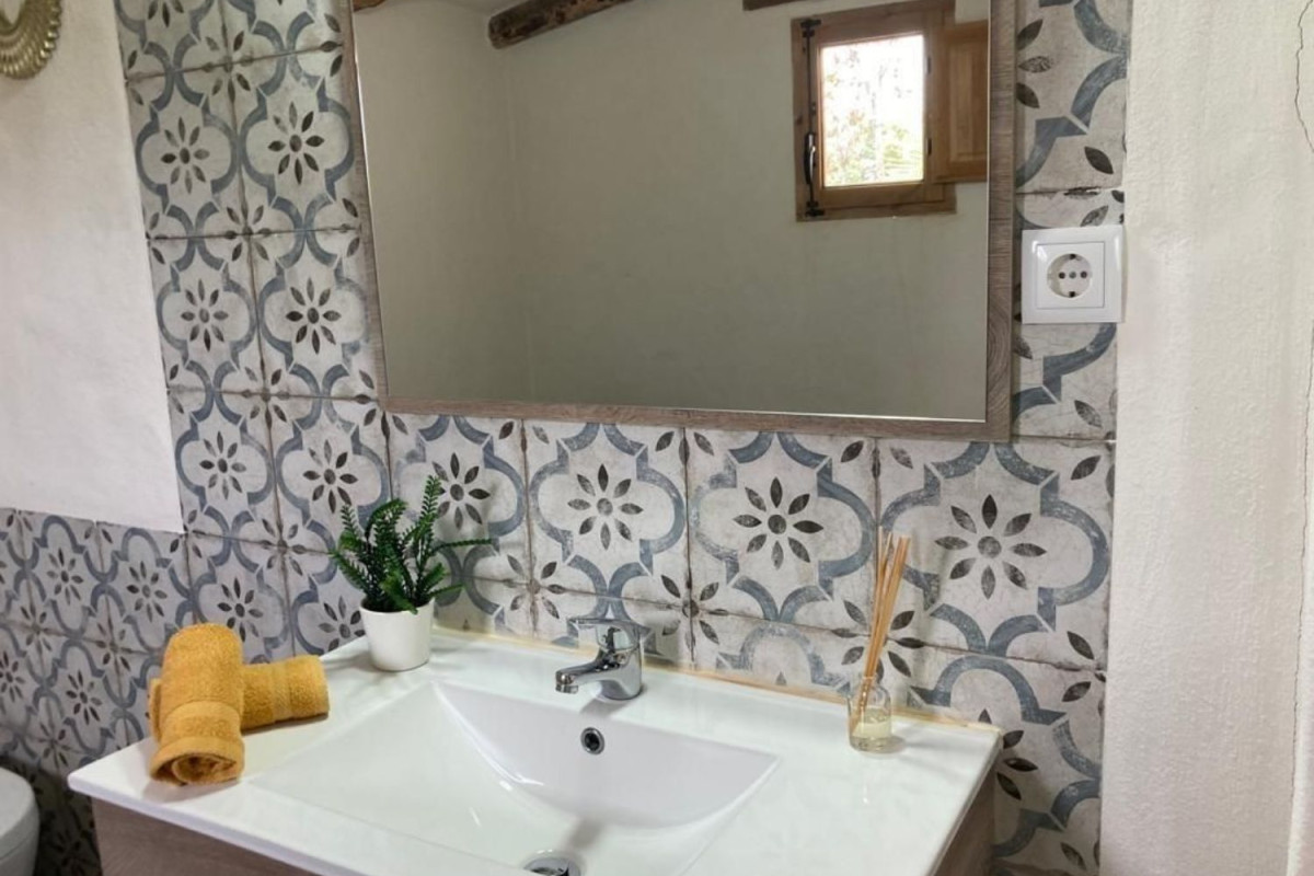 Properties for sale and rent in Spain photo 4