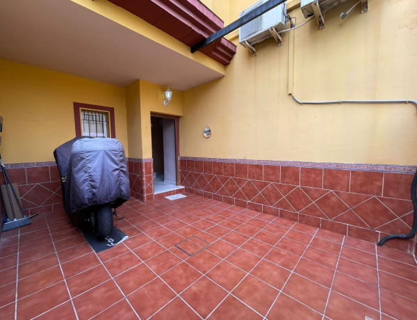 Semi-detached house for sale in  Calle EL CARBONERILLO , Bormujos photo 1