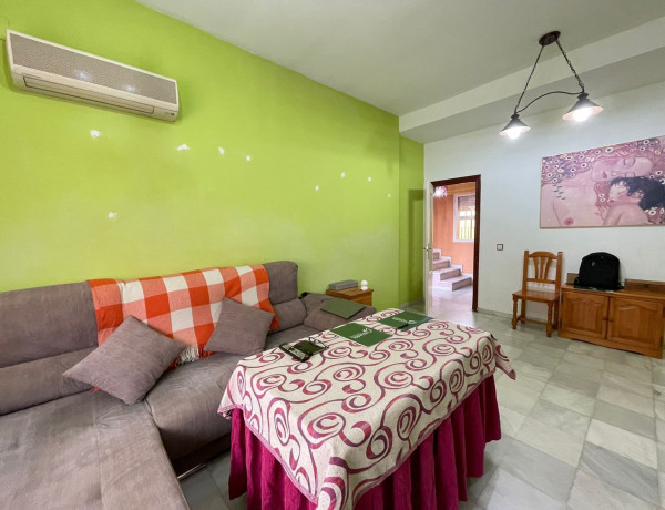 Semi-detached house for sale in  Calle EL CARBONERILLO , Bormujos photo 3