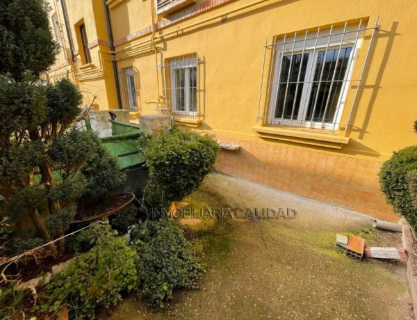 Продажа квартиры в Zona sur - Bº Cortes , Burgos photo 1