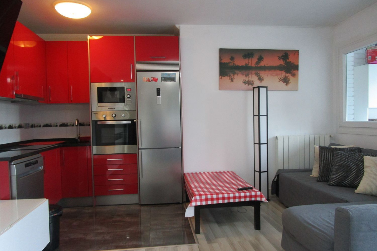 Venta de piso en Calle Madrid, Vitoria-Gasteiz
photo 3